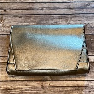 NWT Summer & Rose Clutch/Purse